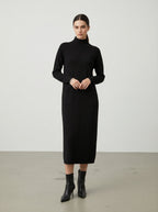 Abito midi con collo alto