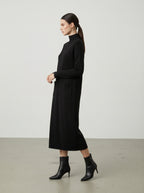 Abito midi con collo alto