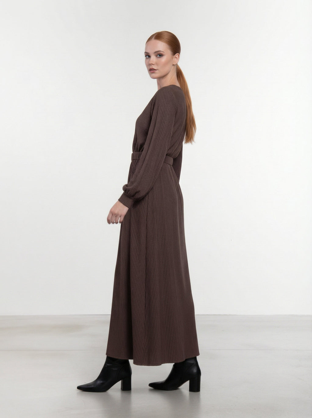 Abito Lungo con Cintura