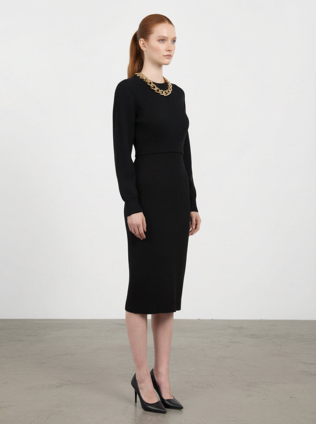 Abito due pezzi con collana