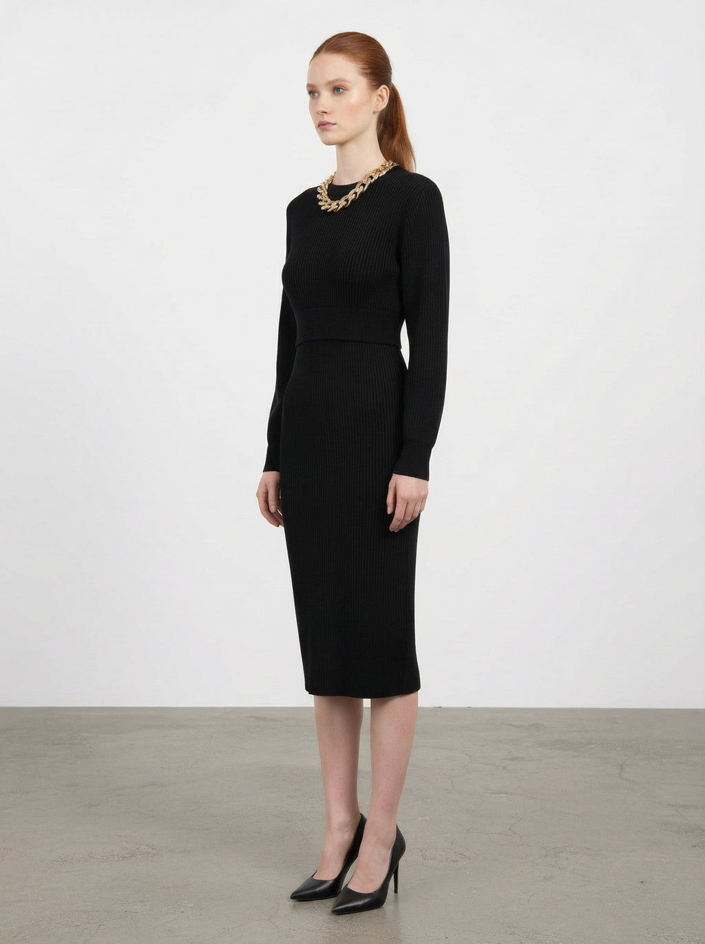 Abito due pezzi con collana