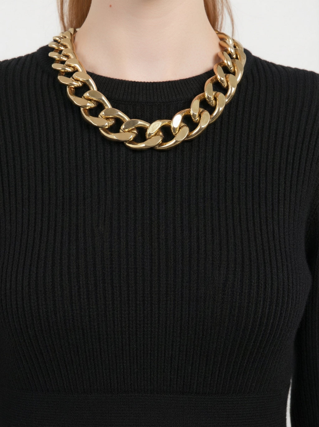 Abito due pezzi con collana