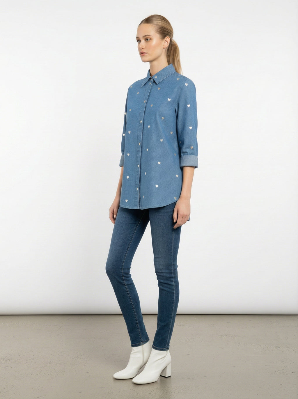 Camicia con Cuori Ricamati