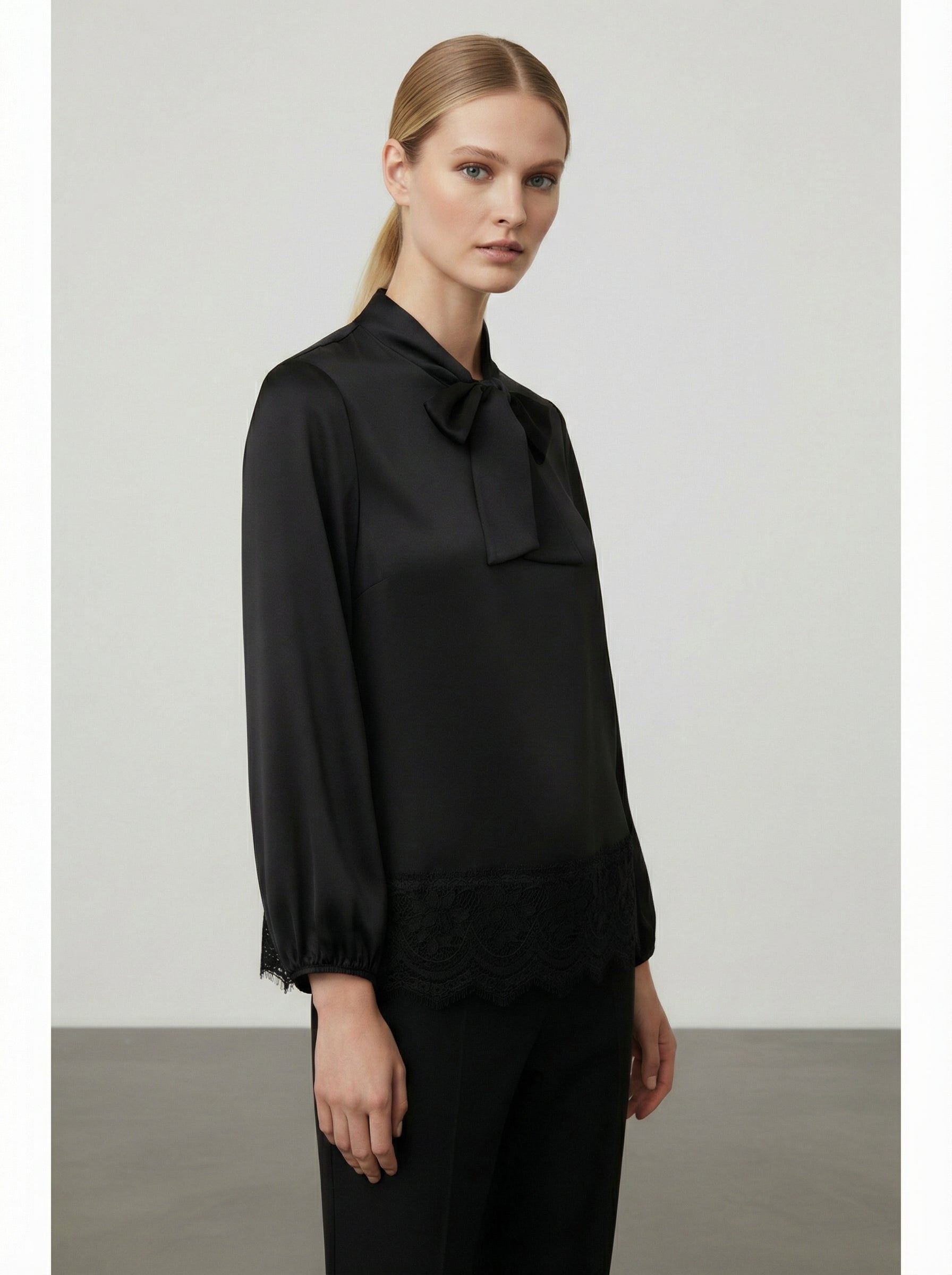 Camicia elegante con fiocco