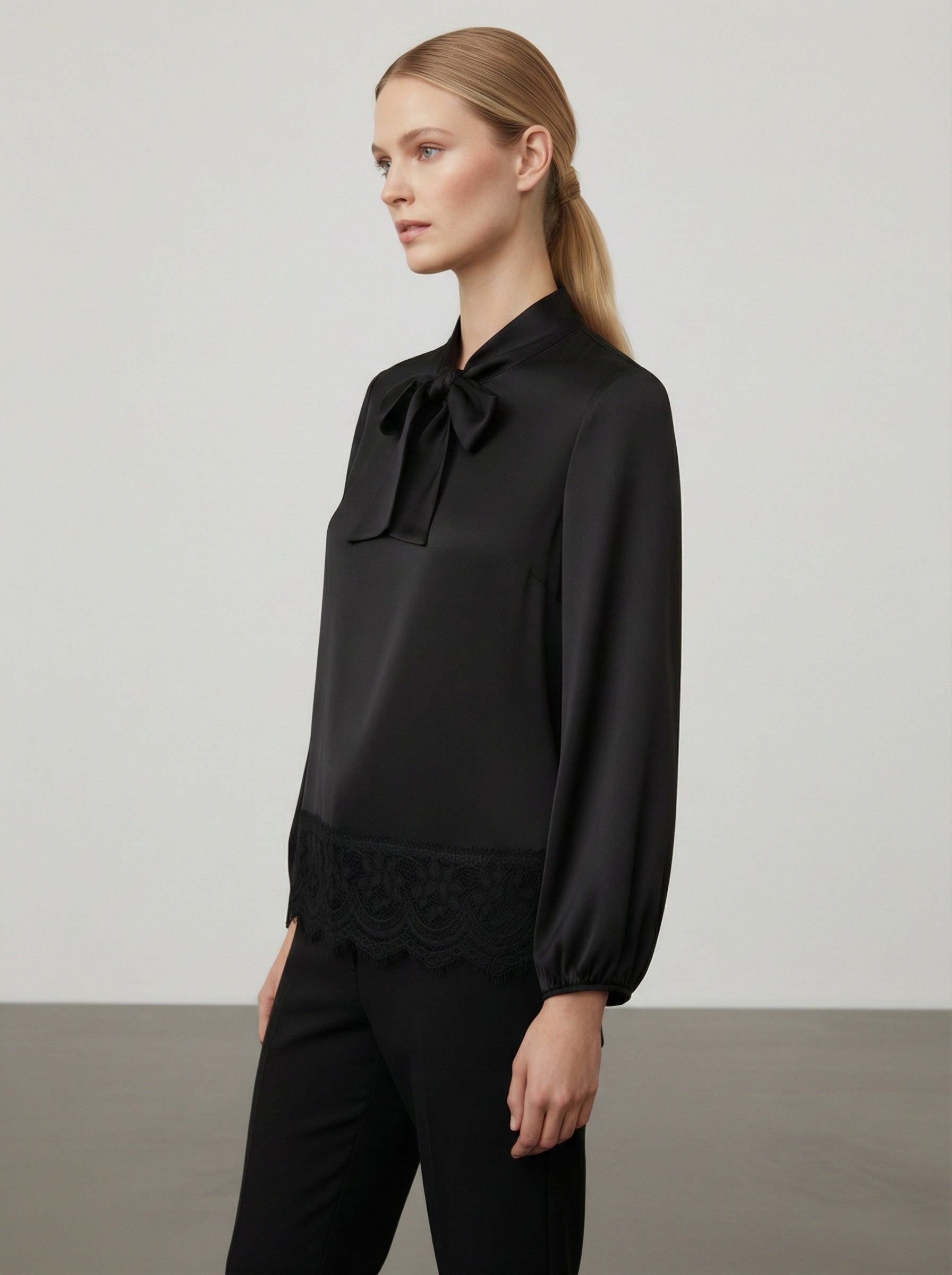 Camicia elegante con fiocco