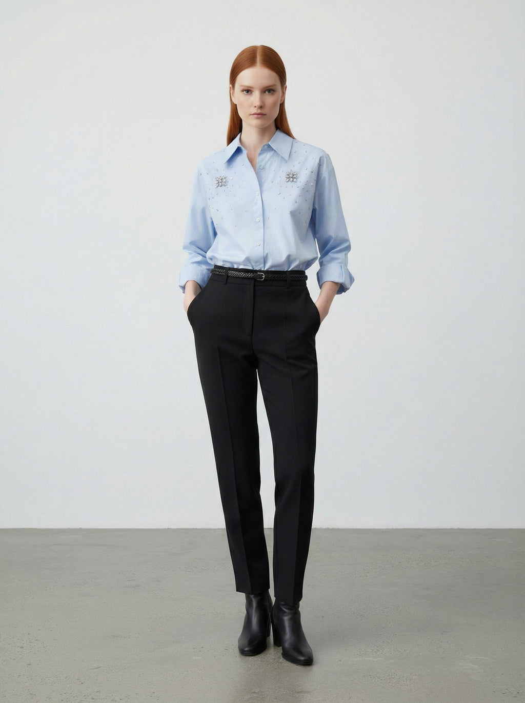 Camicia con dettagli brillanti