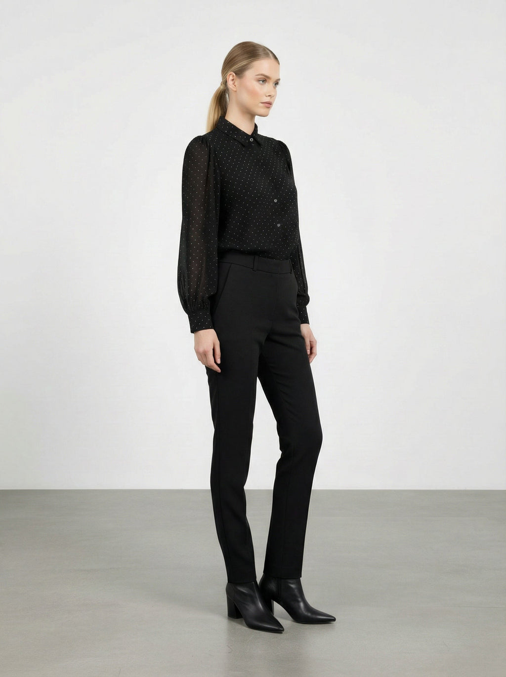 Camicia elegante con maniche a sbuffo