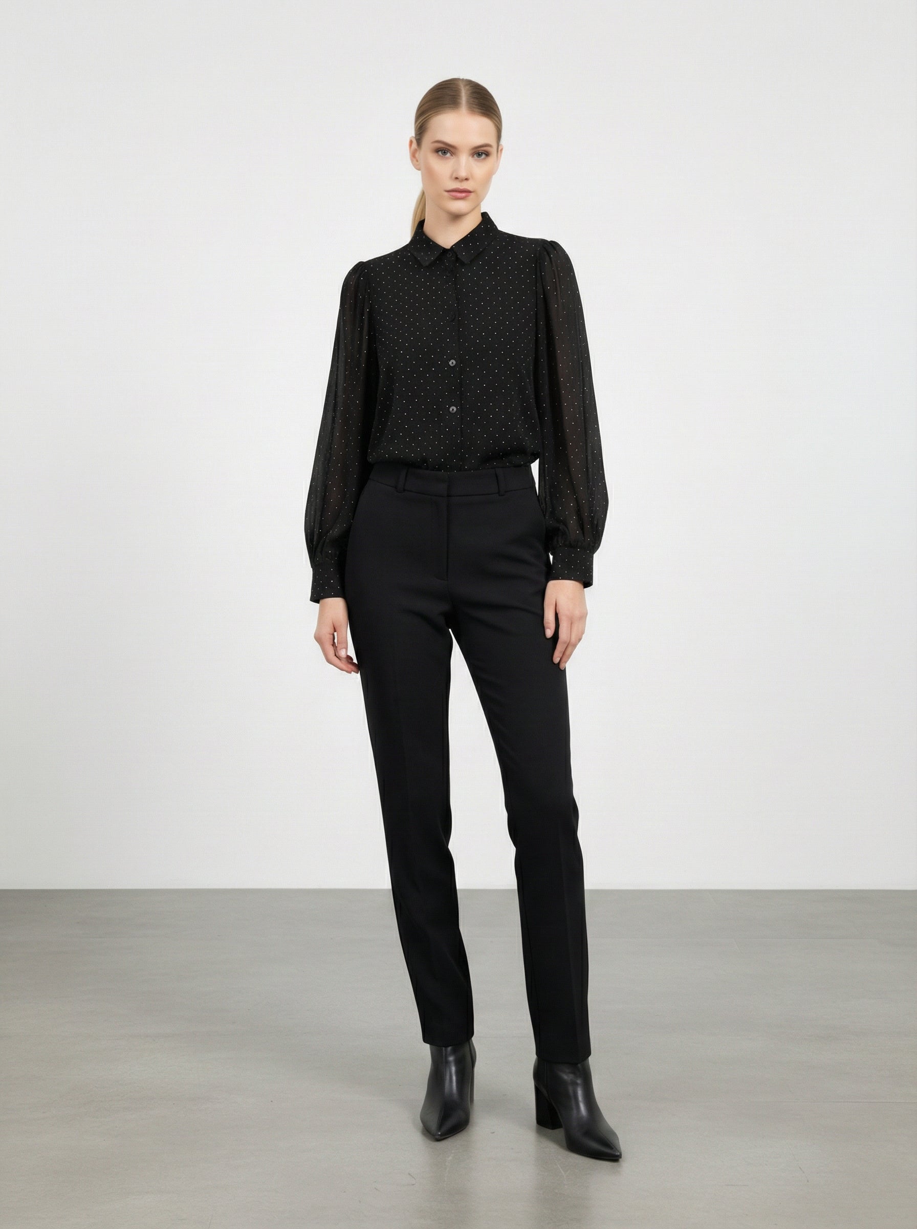 Camicia elegante con maniche a sbuffo