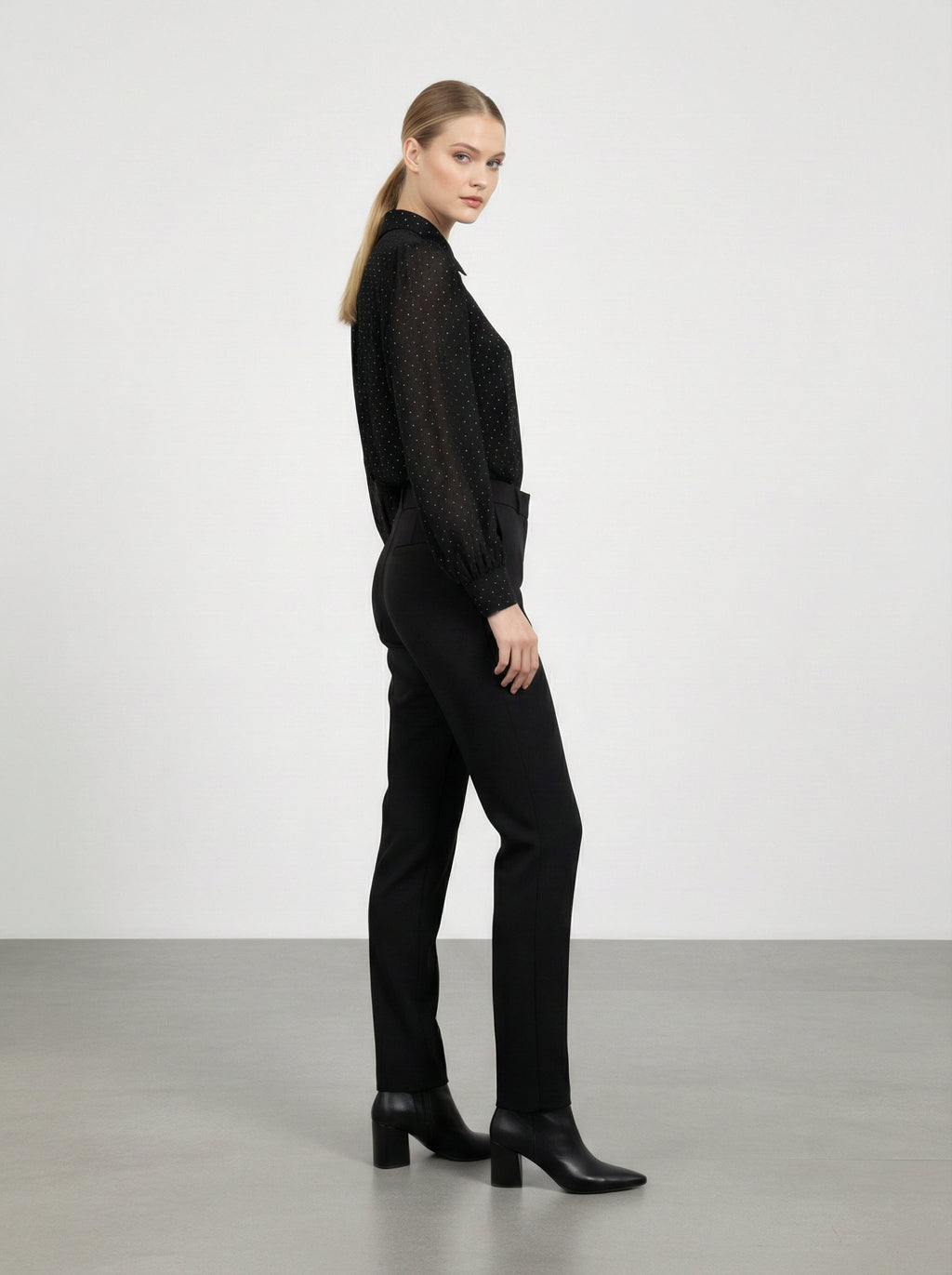 Camicia elegante con maniche a sbuffo