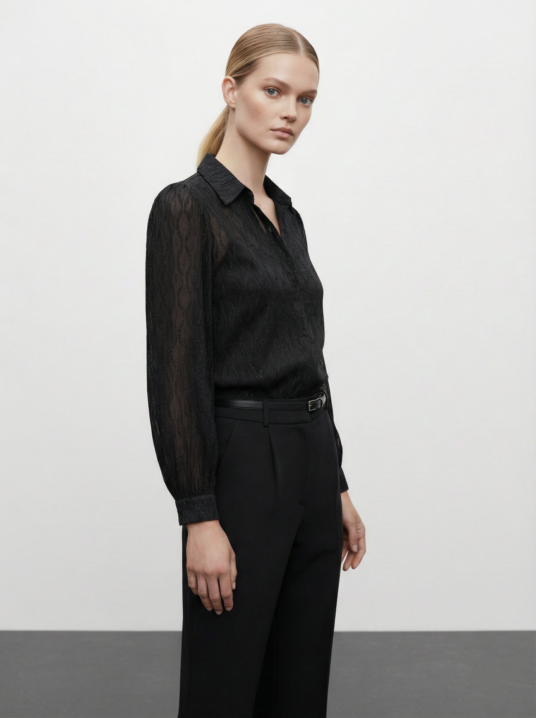 Camicia con trasparenze