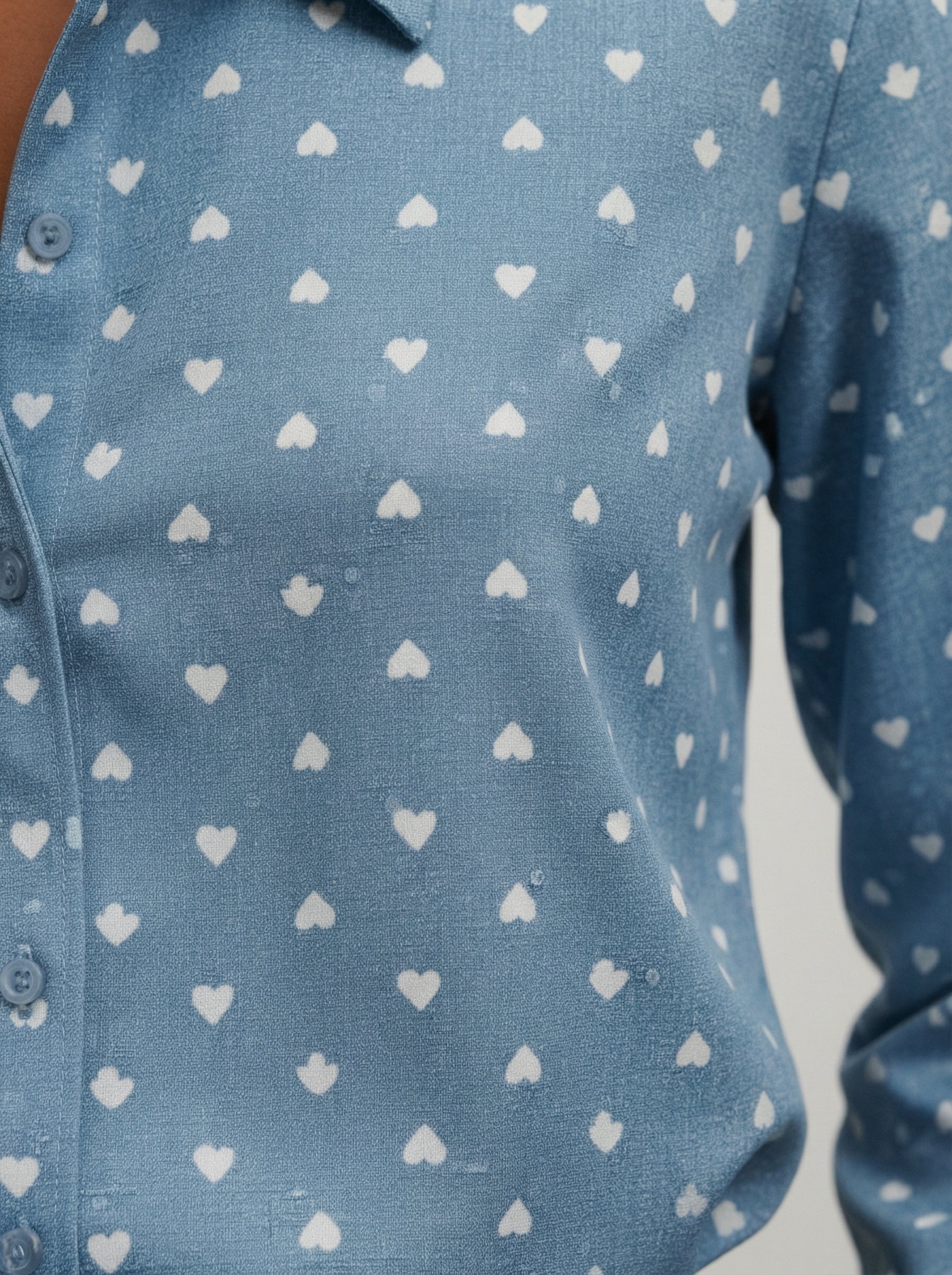 Camicia con cuoricini