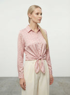 Camicia a pois con nodo