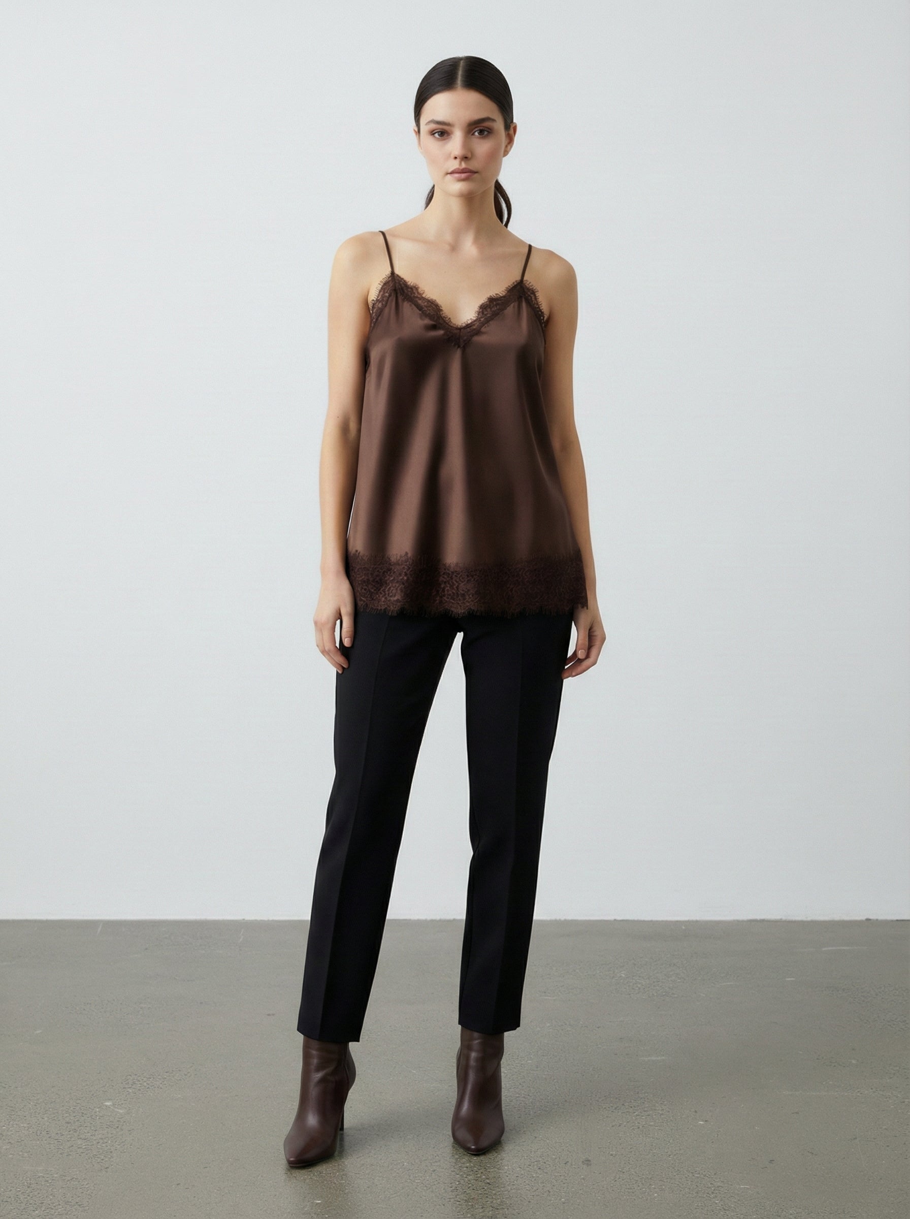 Canottiera satin con pizzo