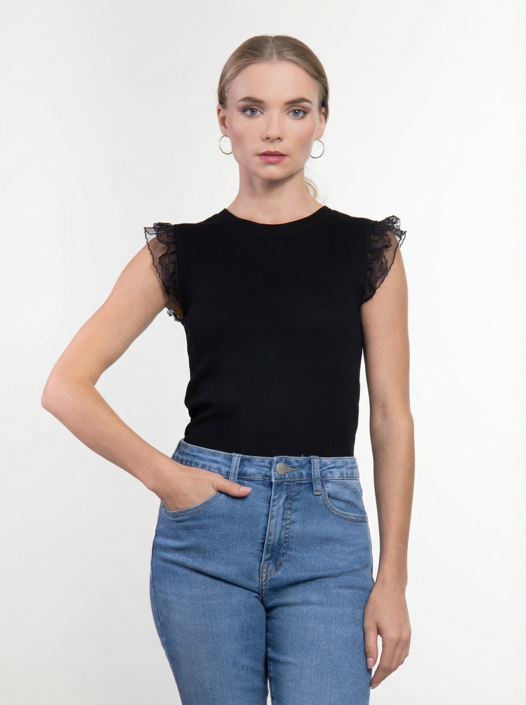 Canottiera a Costine con Maniche in Pizzo