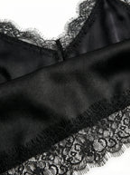 Canottiera satinata con pizzo