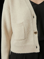Cardigan chic con bottoni