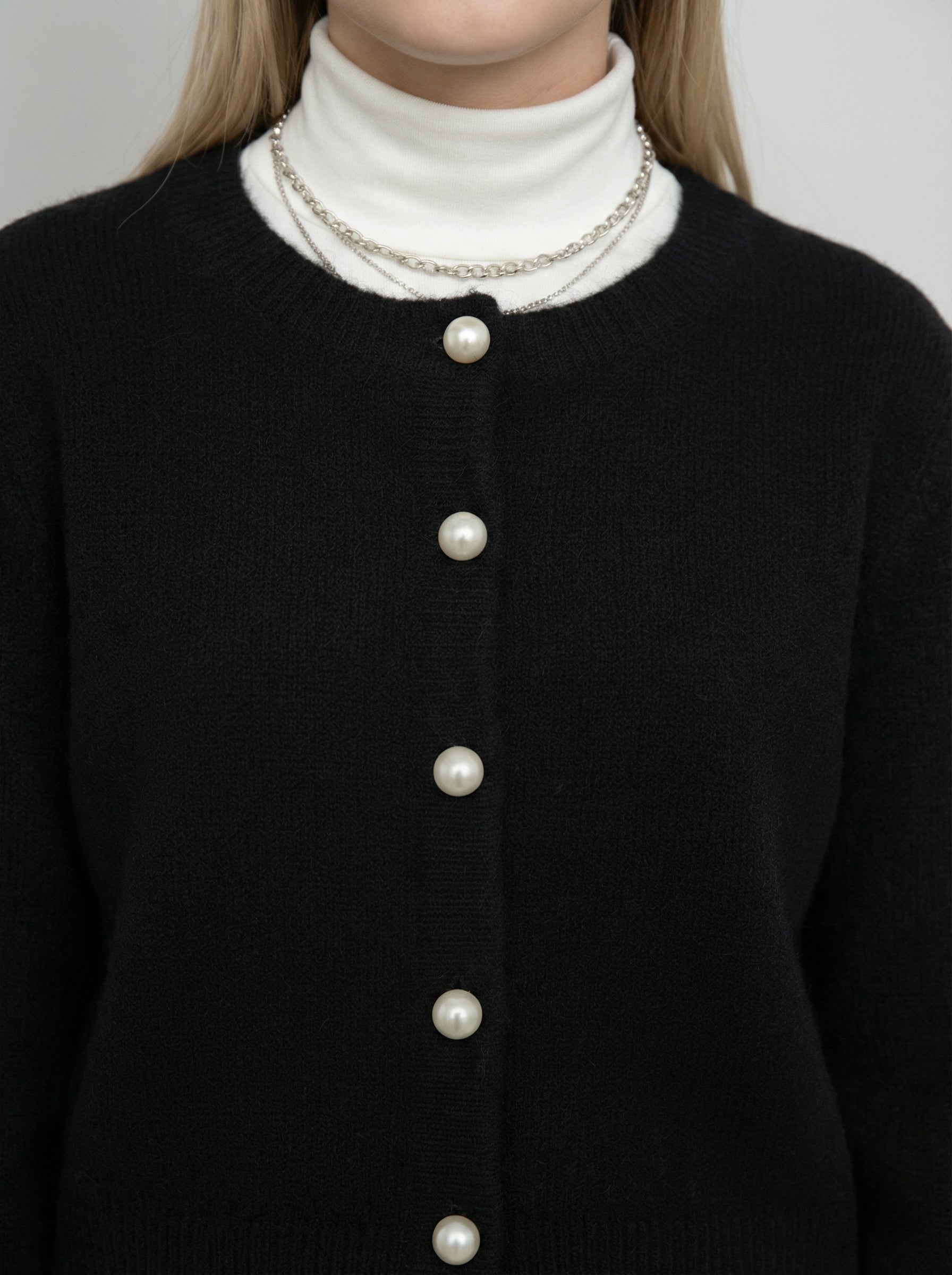 Cardigan con bottoni perlati