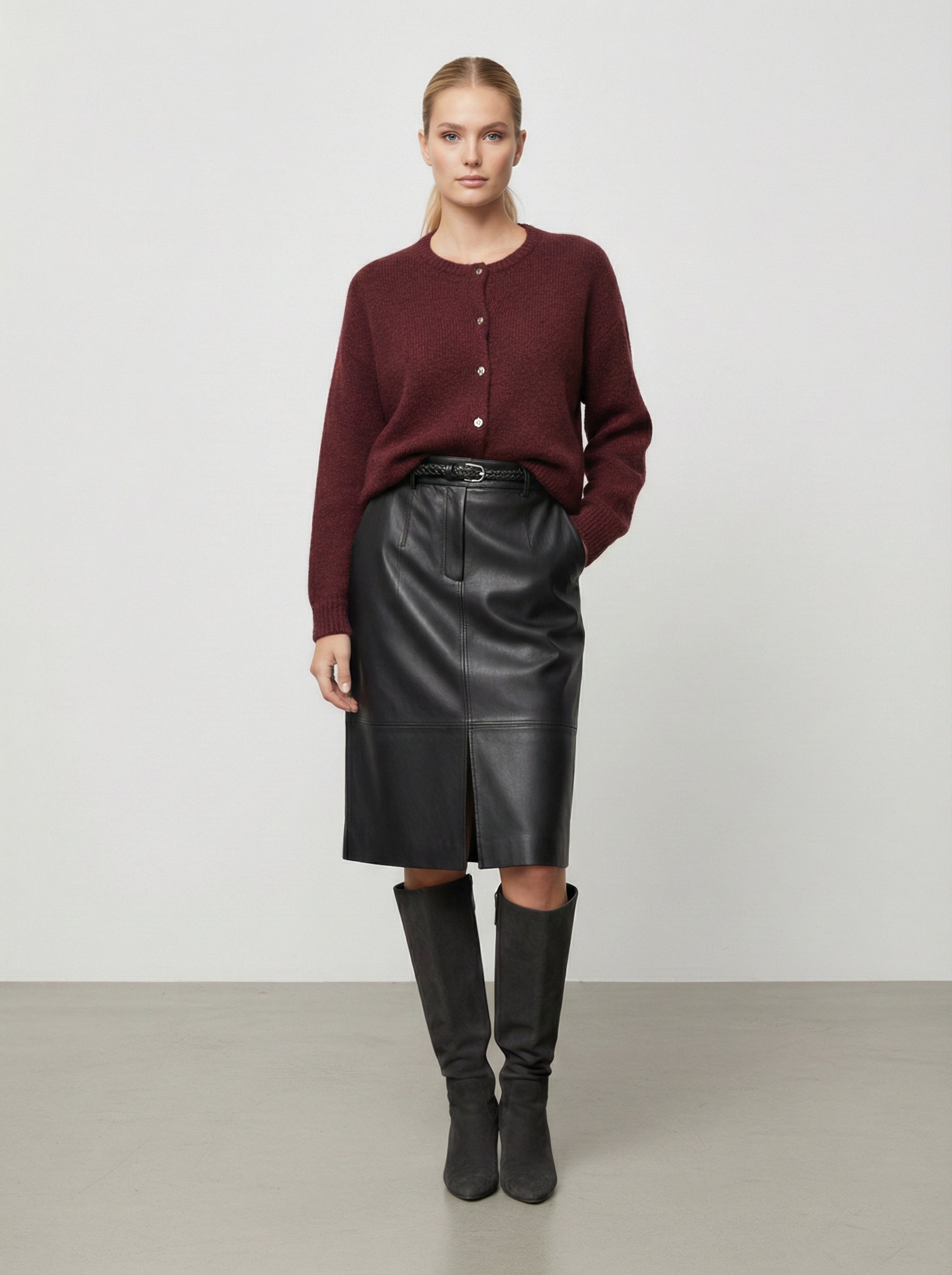 Cardigan in lana con bottoni