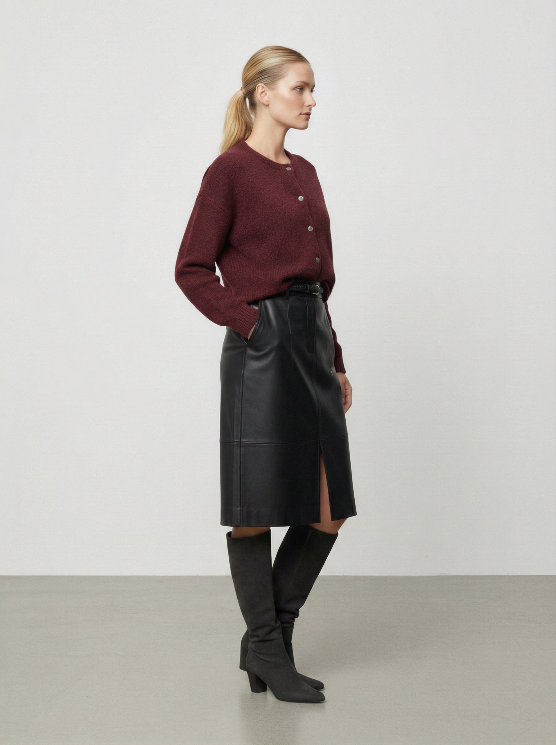 Cardigan in lana con bottoni