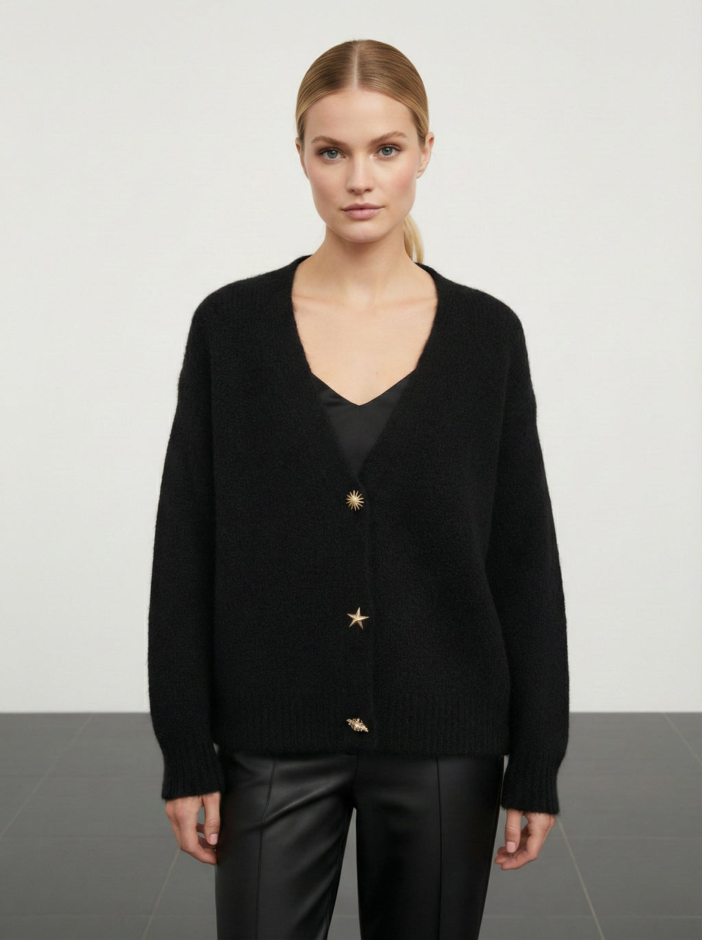 Cardigan con bottoni