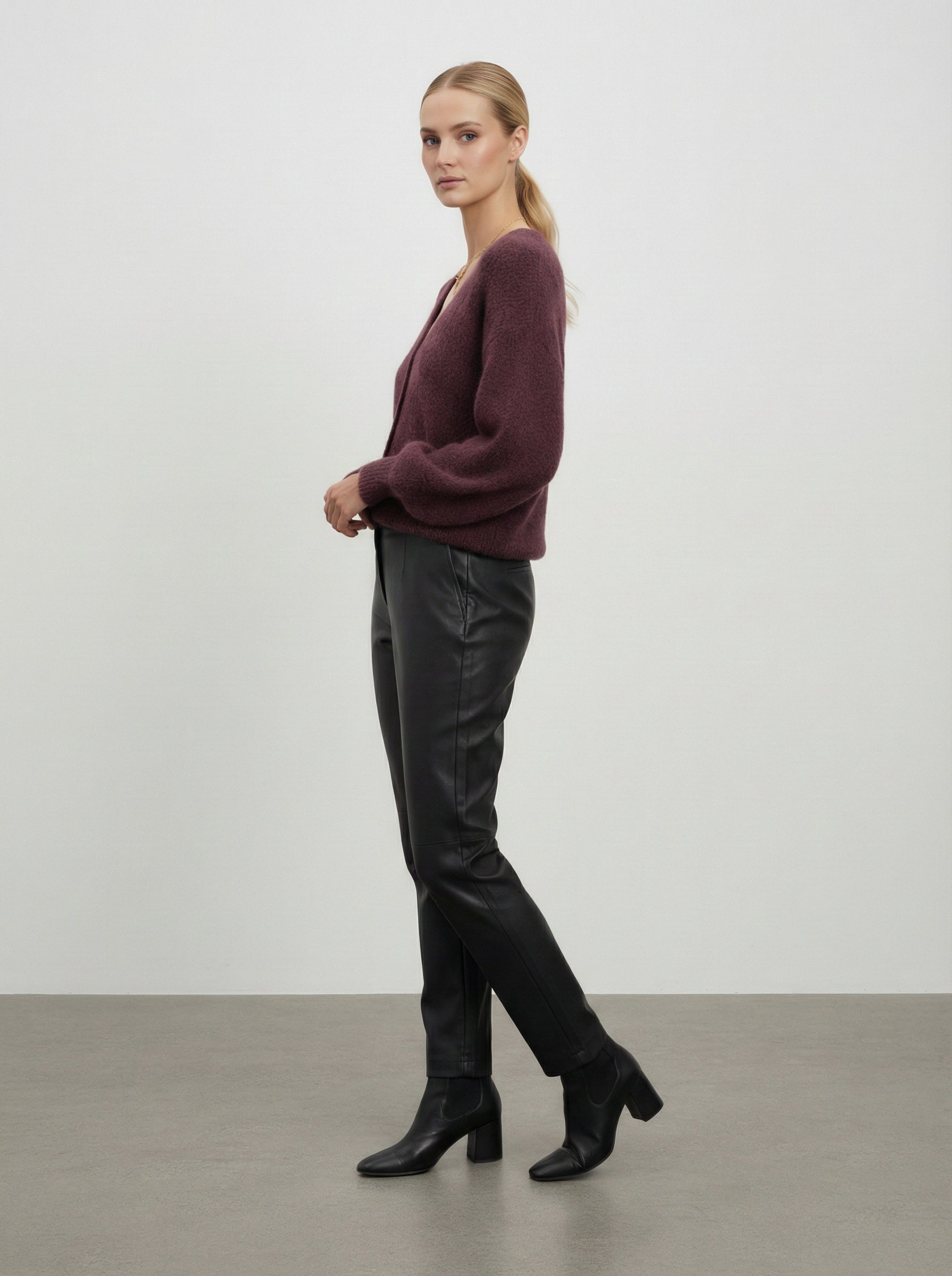 Cardigan misto lana con bottoni