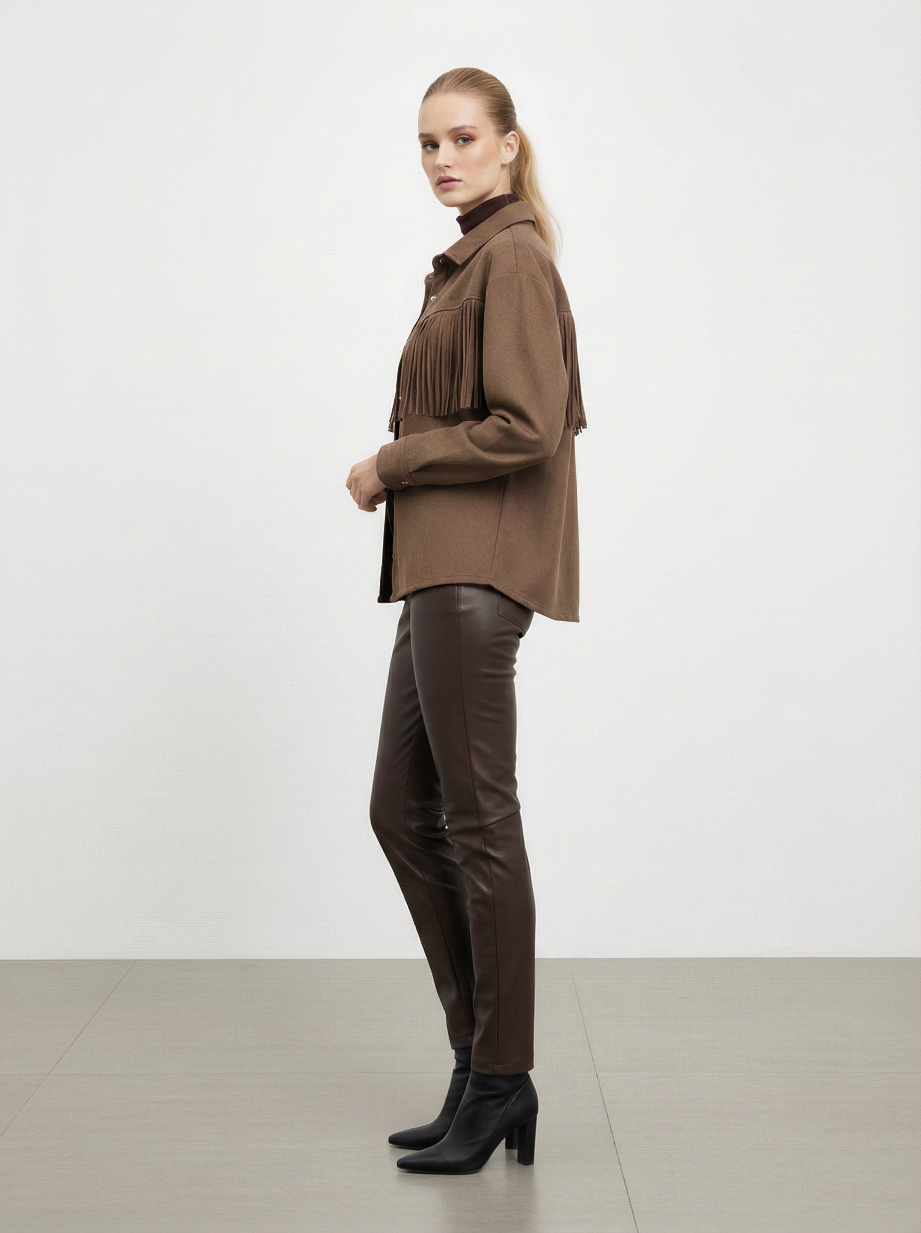 Giacca con Frange e bottoni a clip