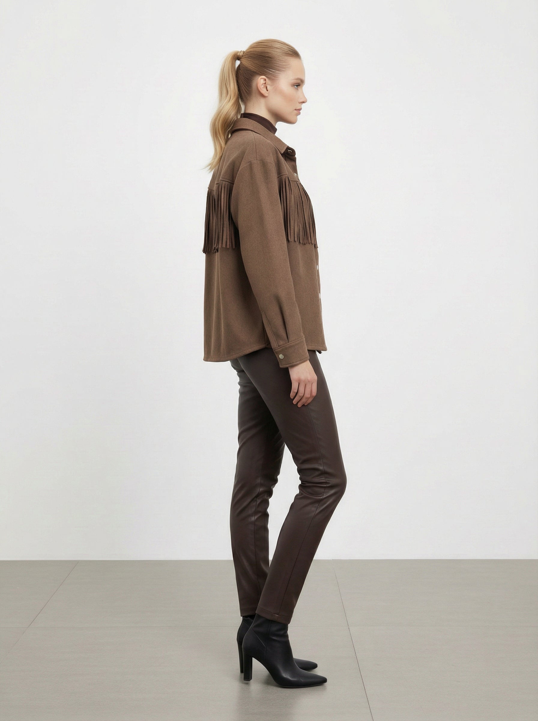 Giacca con Frange e bottoni a clip