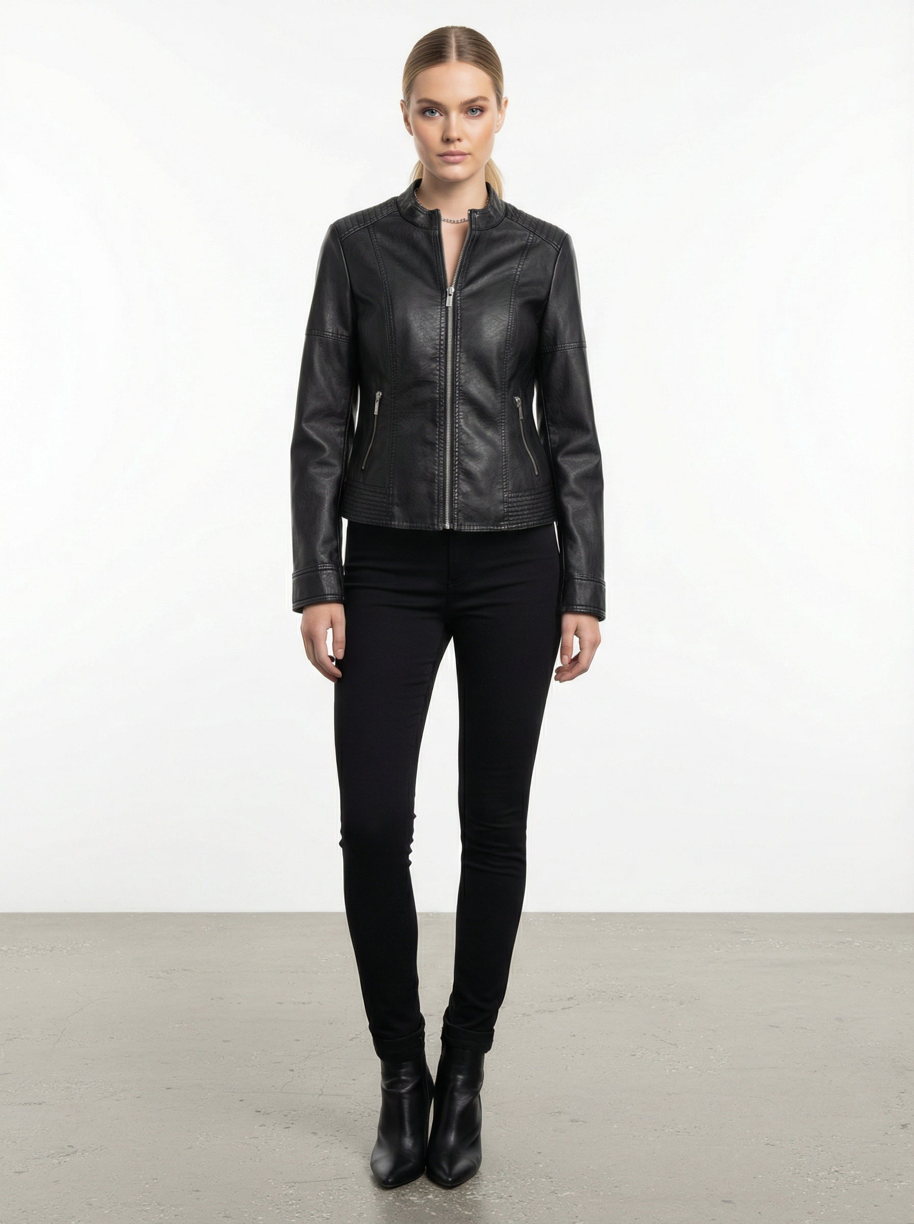 Giacca in eco-pelle slim fit