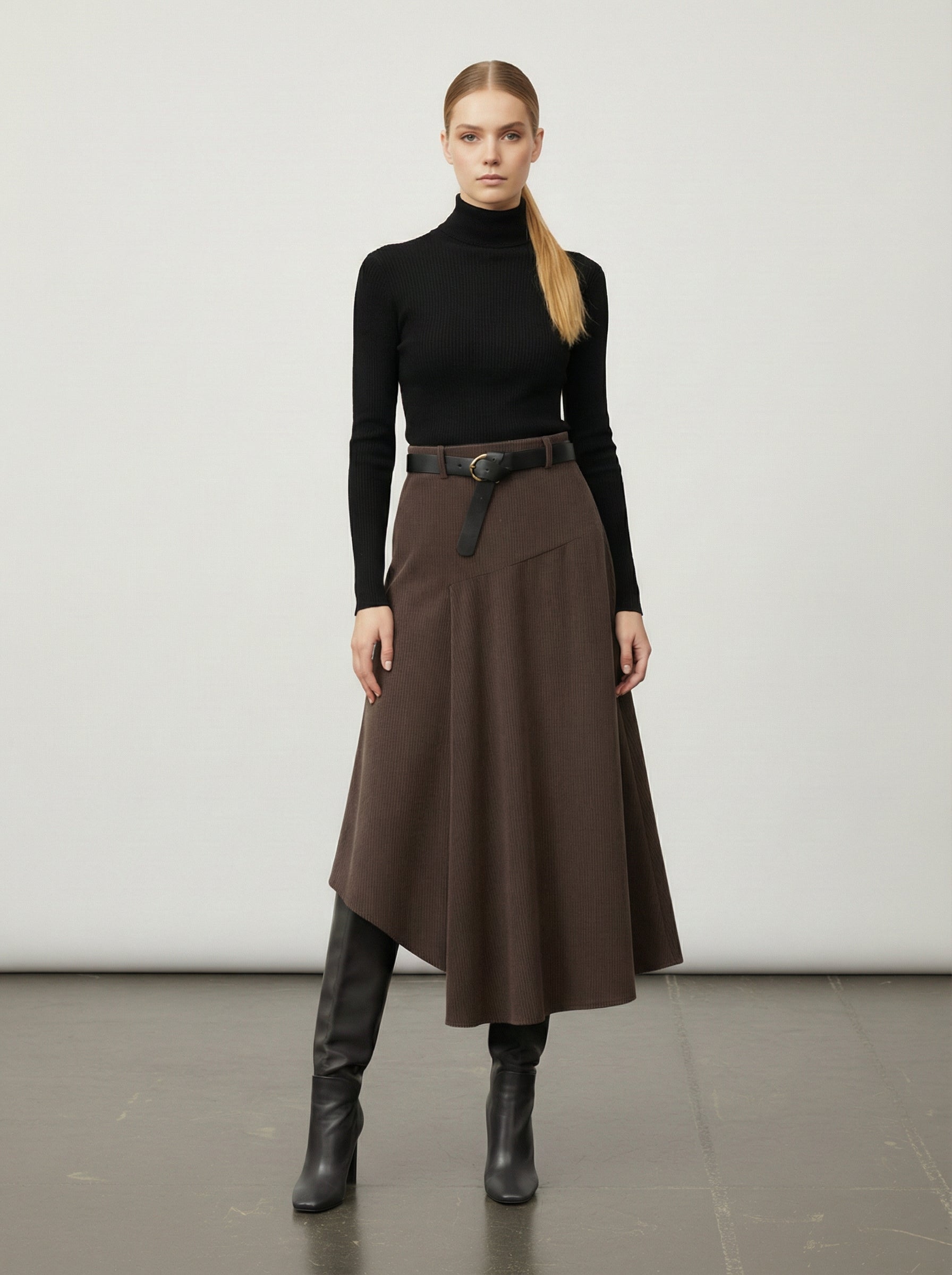 Gonna asimmetrica in velluto