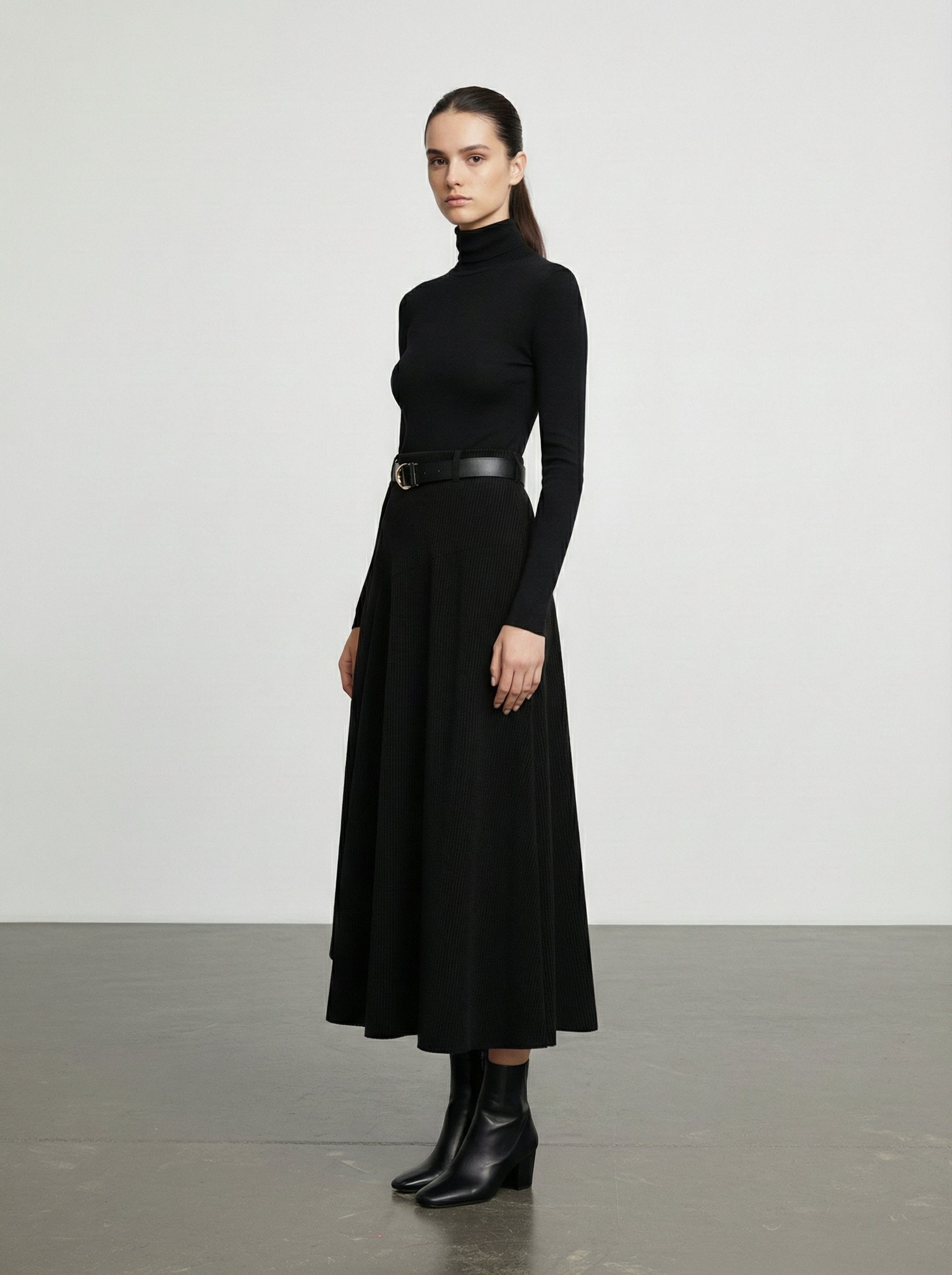 Gonna asimmetrica in velluto