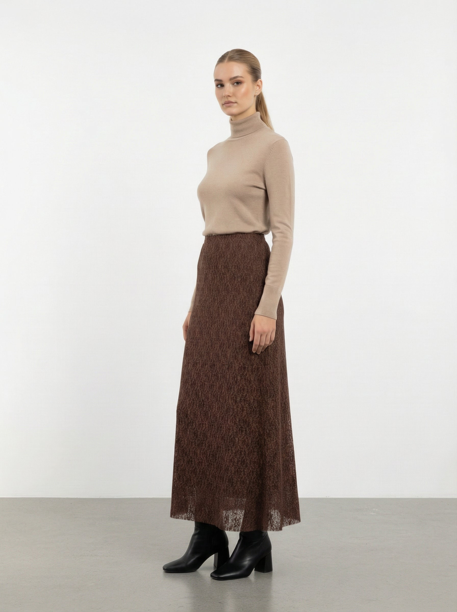 Gonna lunga in pizzo