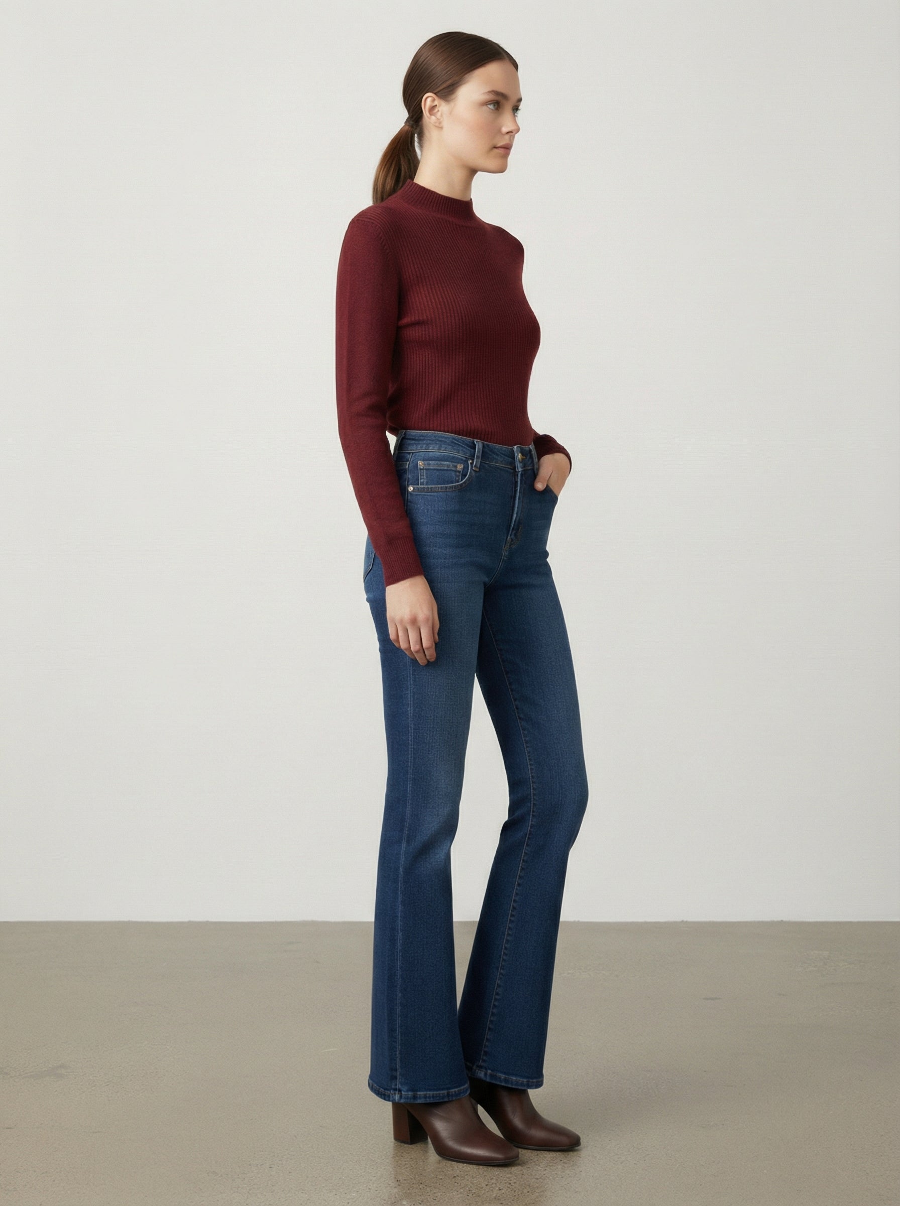 Jeans a zampa di elefante