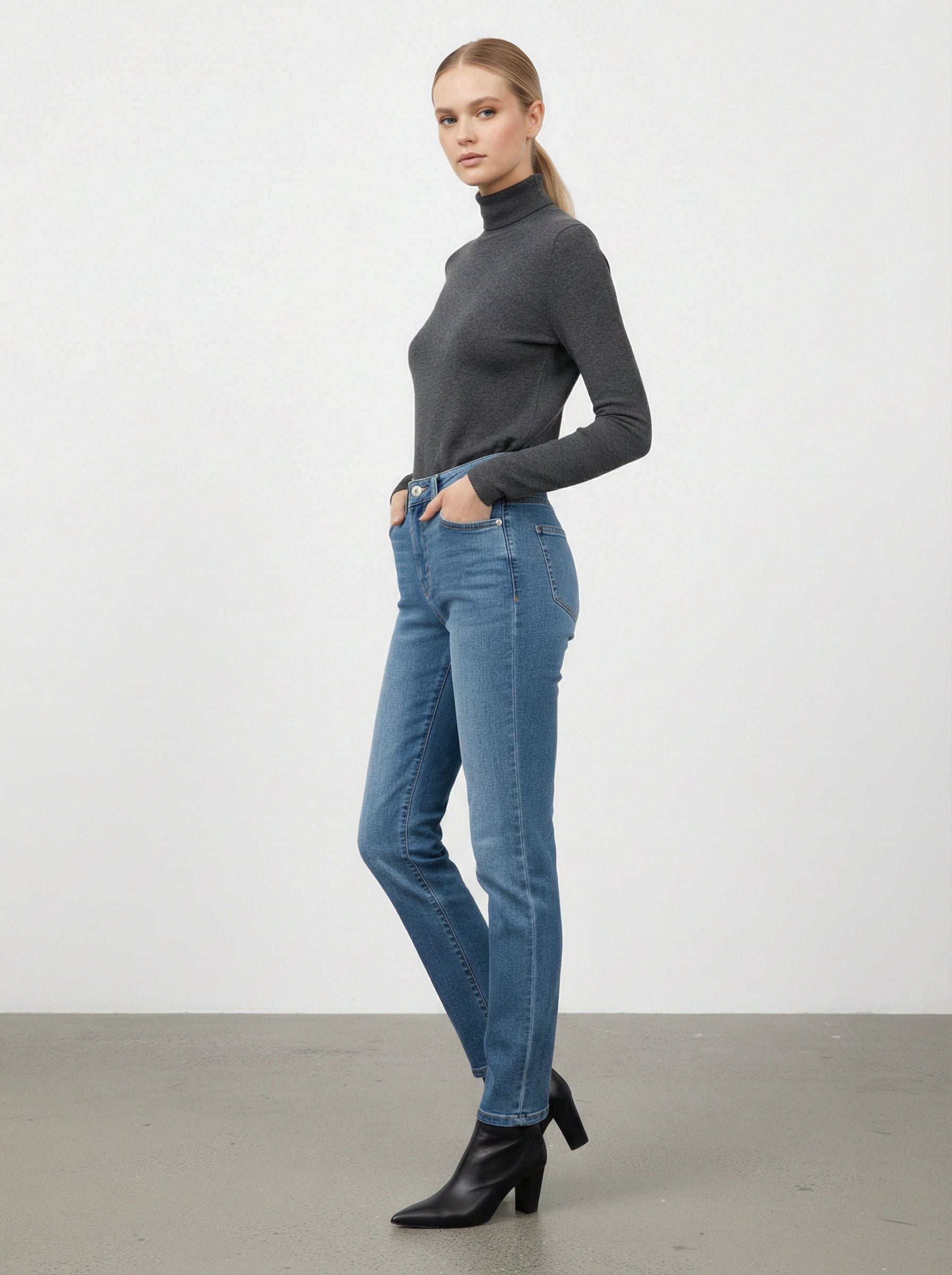 Jeans Slim Fit a Vita Alta