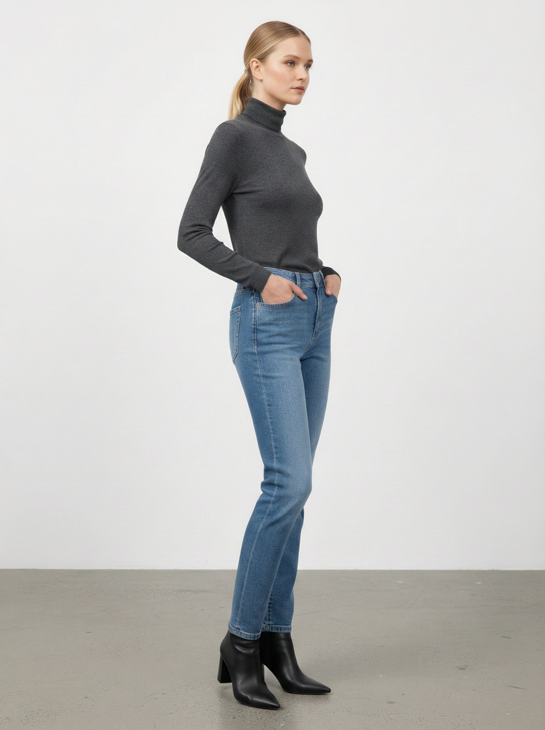 Jeans Slim Fit a Vita Alta