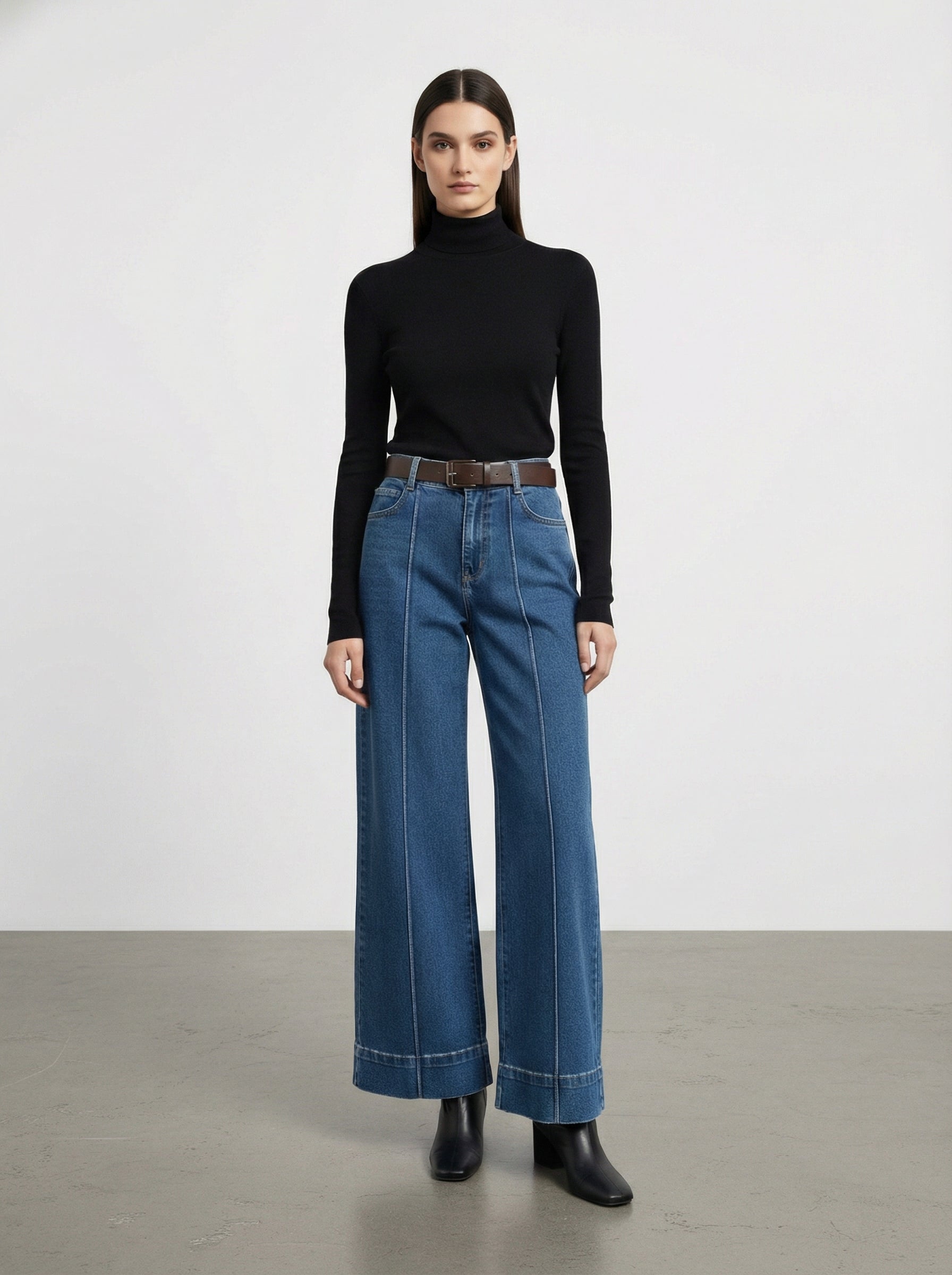 Jeans wide leg con cuciture