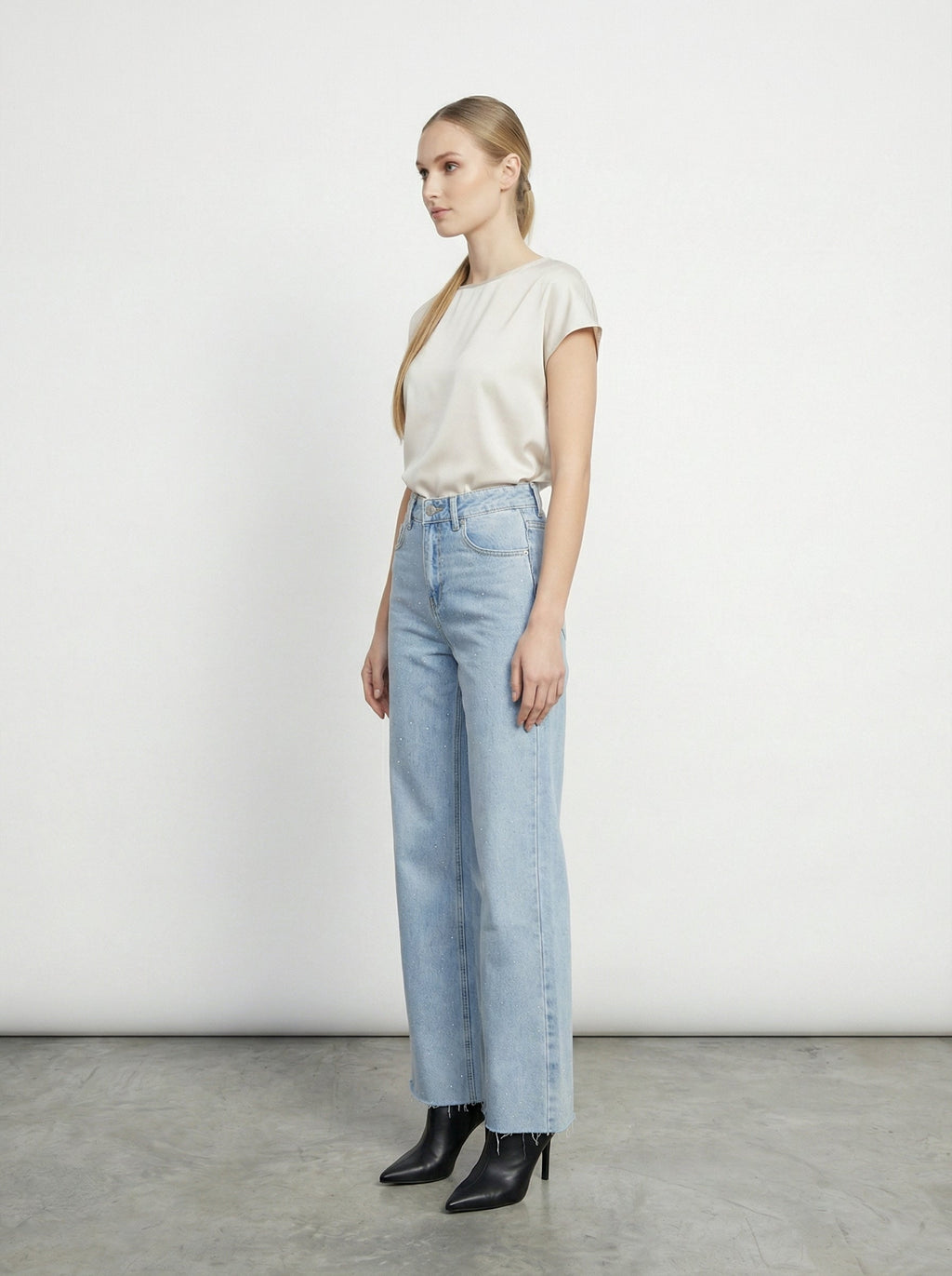 Jeans wide leg con strass