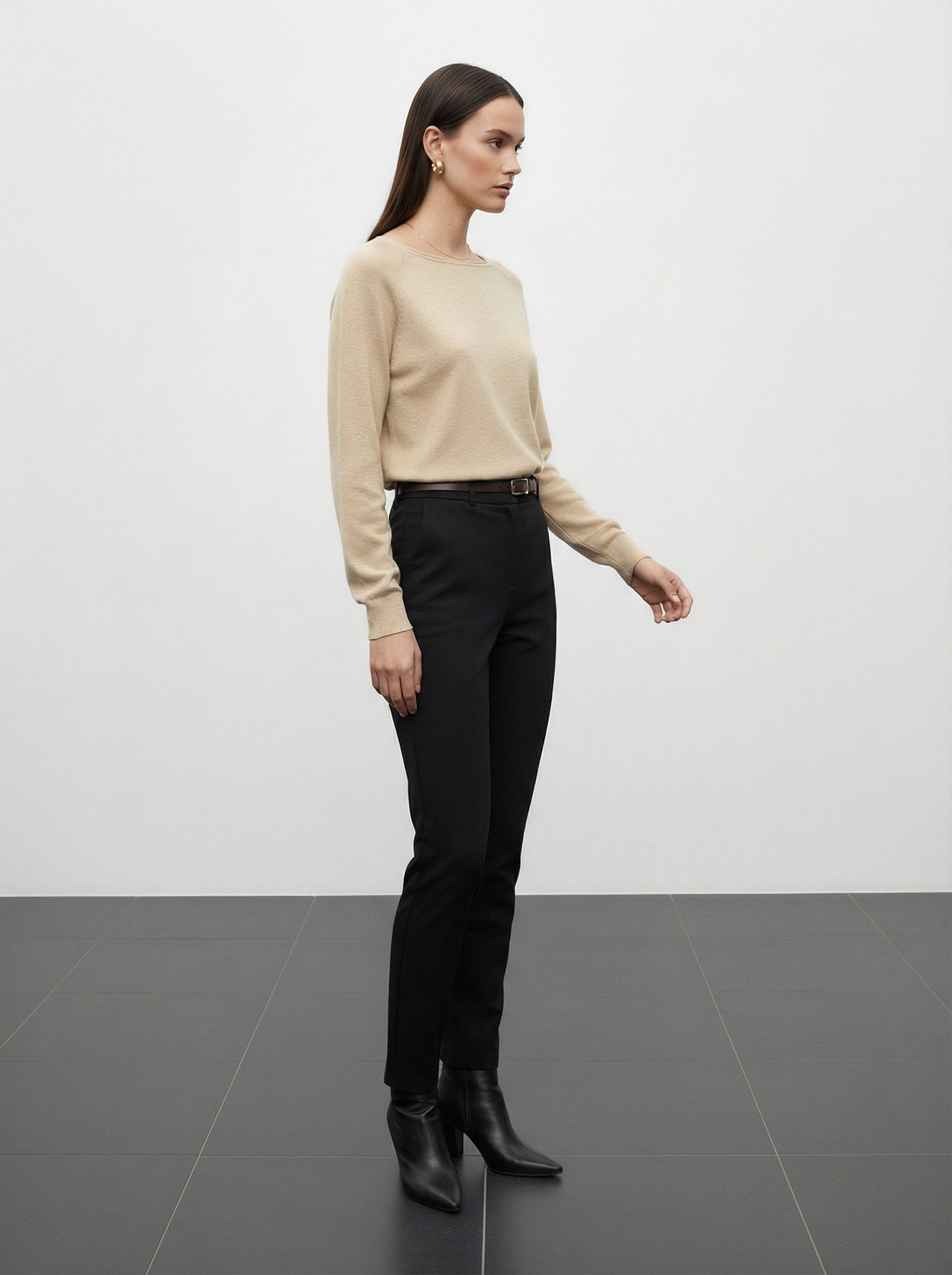 Maglia con scollo ampio