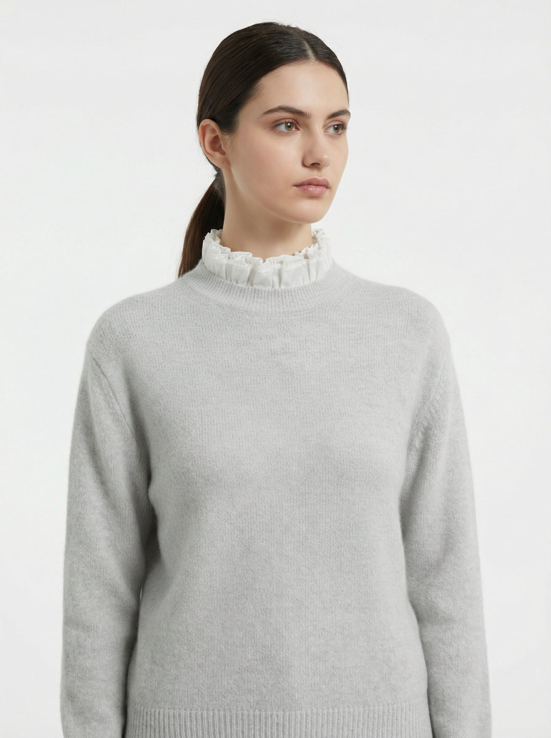 Maglia con colletto arricciato