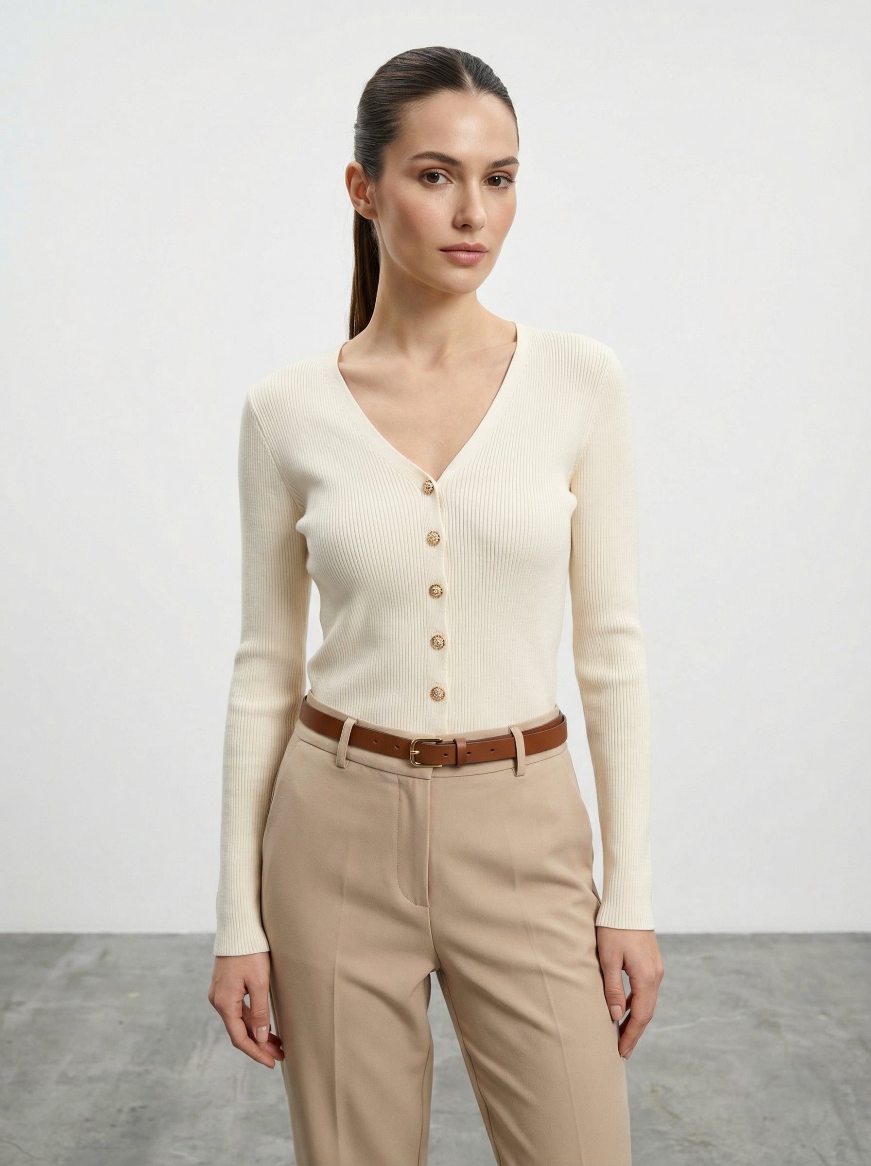 Maglia con bottoni chic