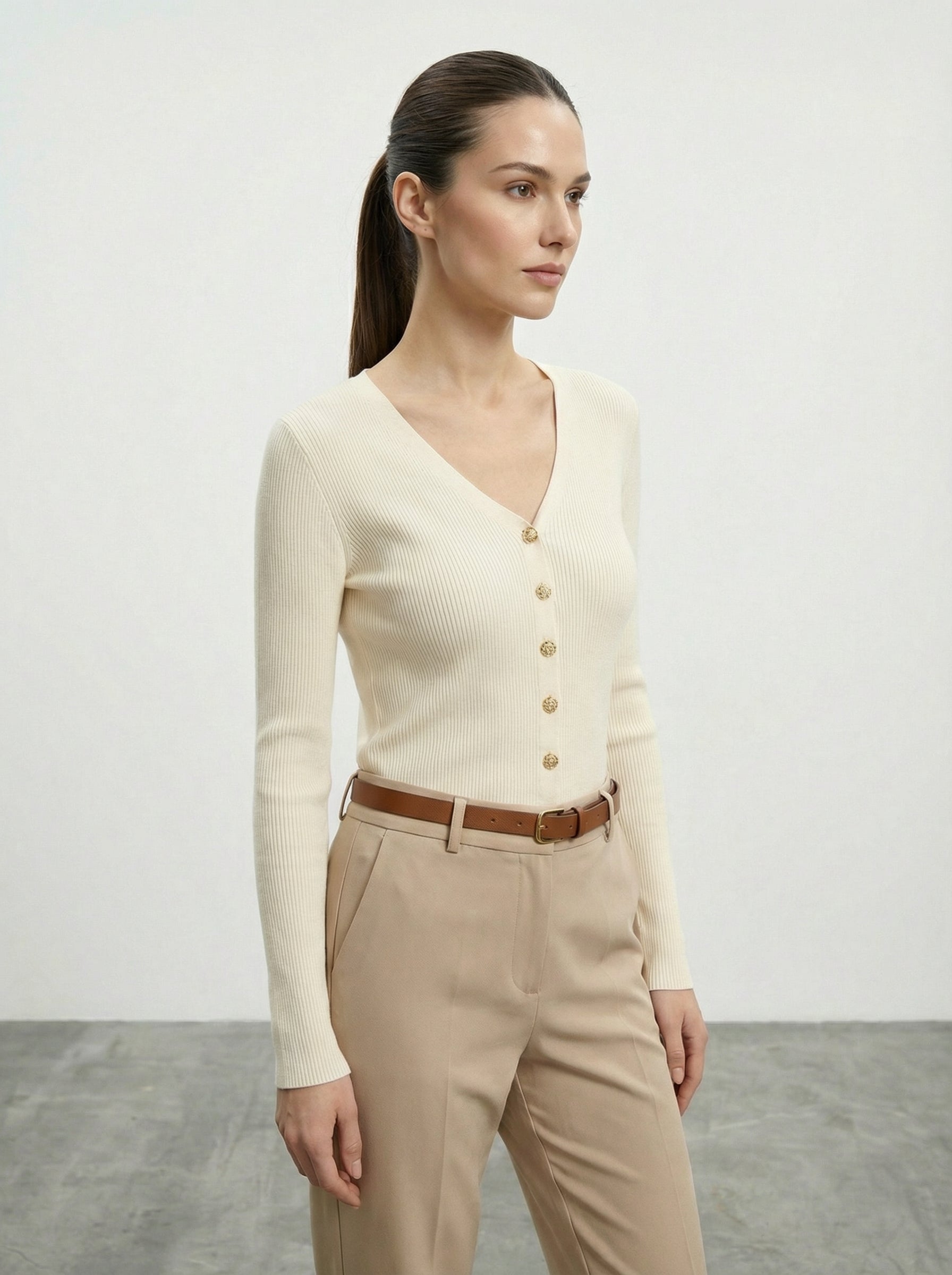 Maglia con bottoni chic