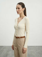 Maglia con bottoni chic