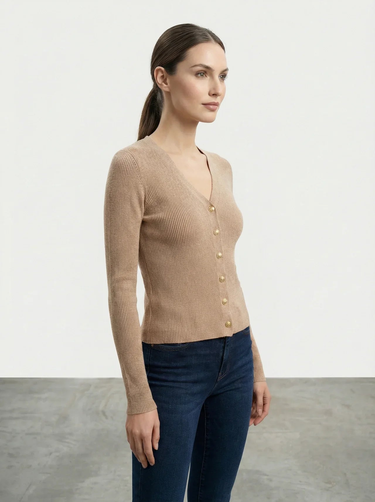 Maglia con bottoni chic