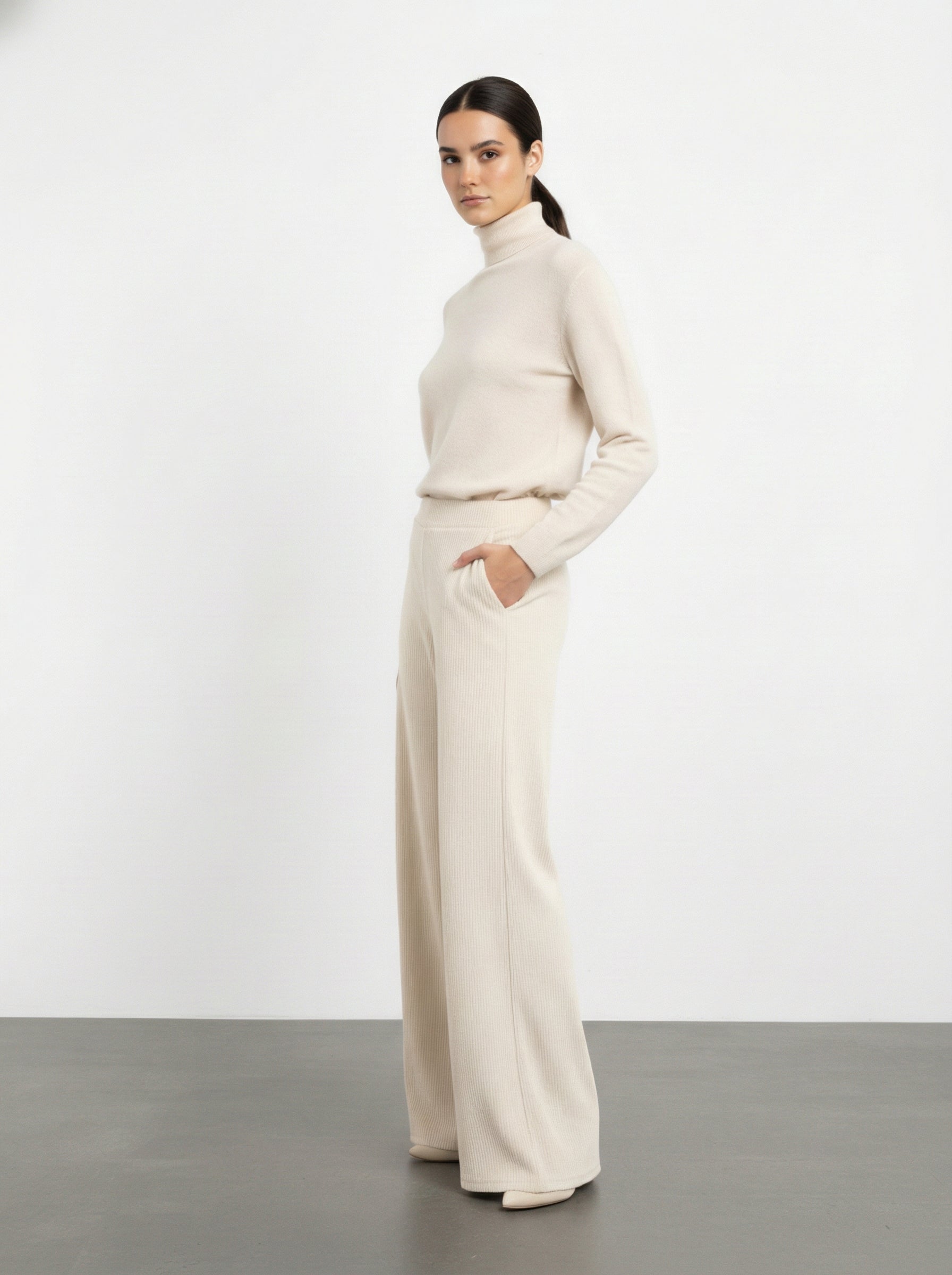 Pantalone ampio in velluto