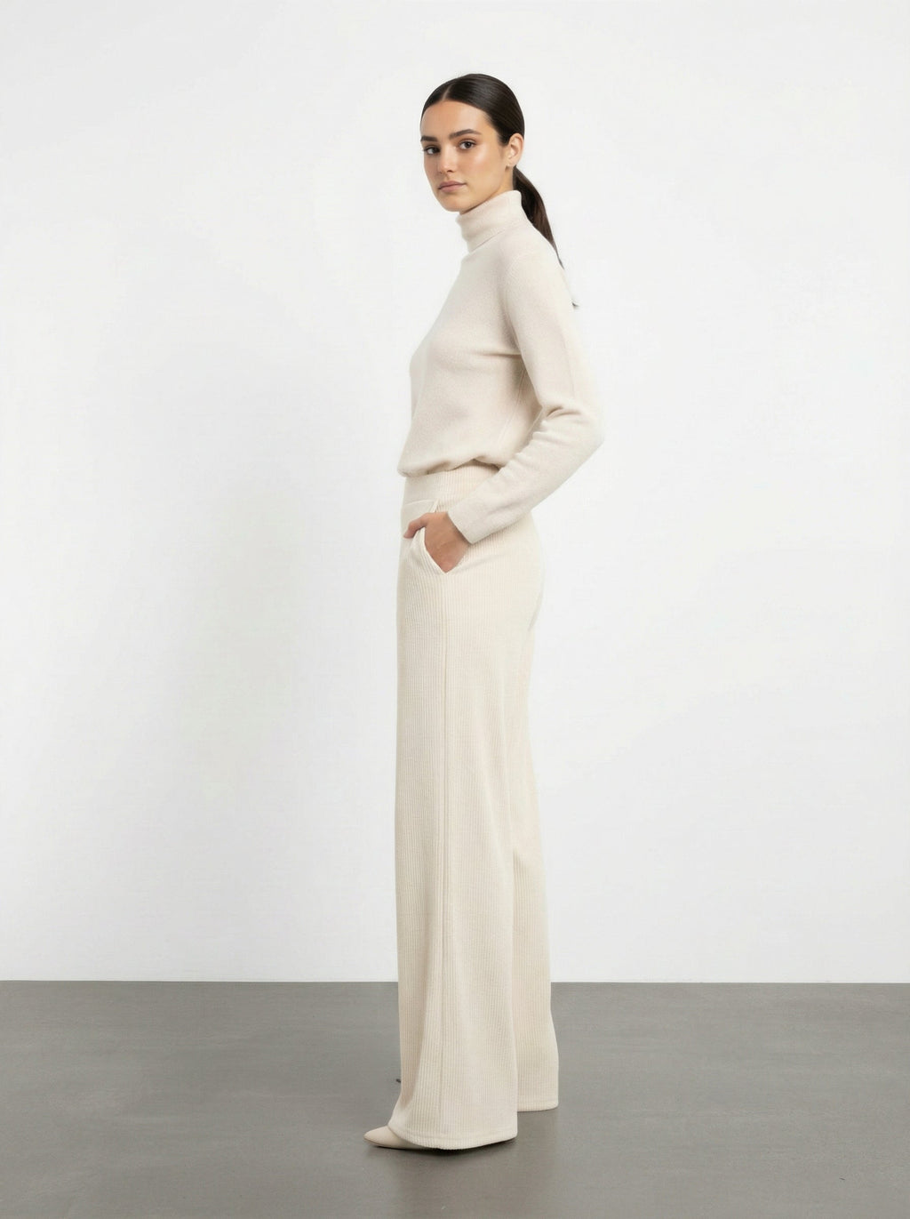 Pantalone ampio in velluto