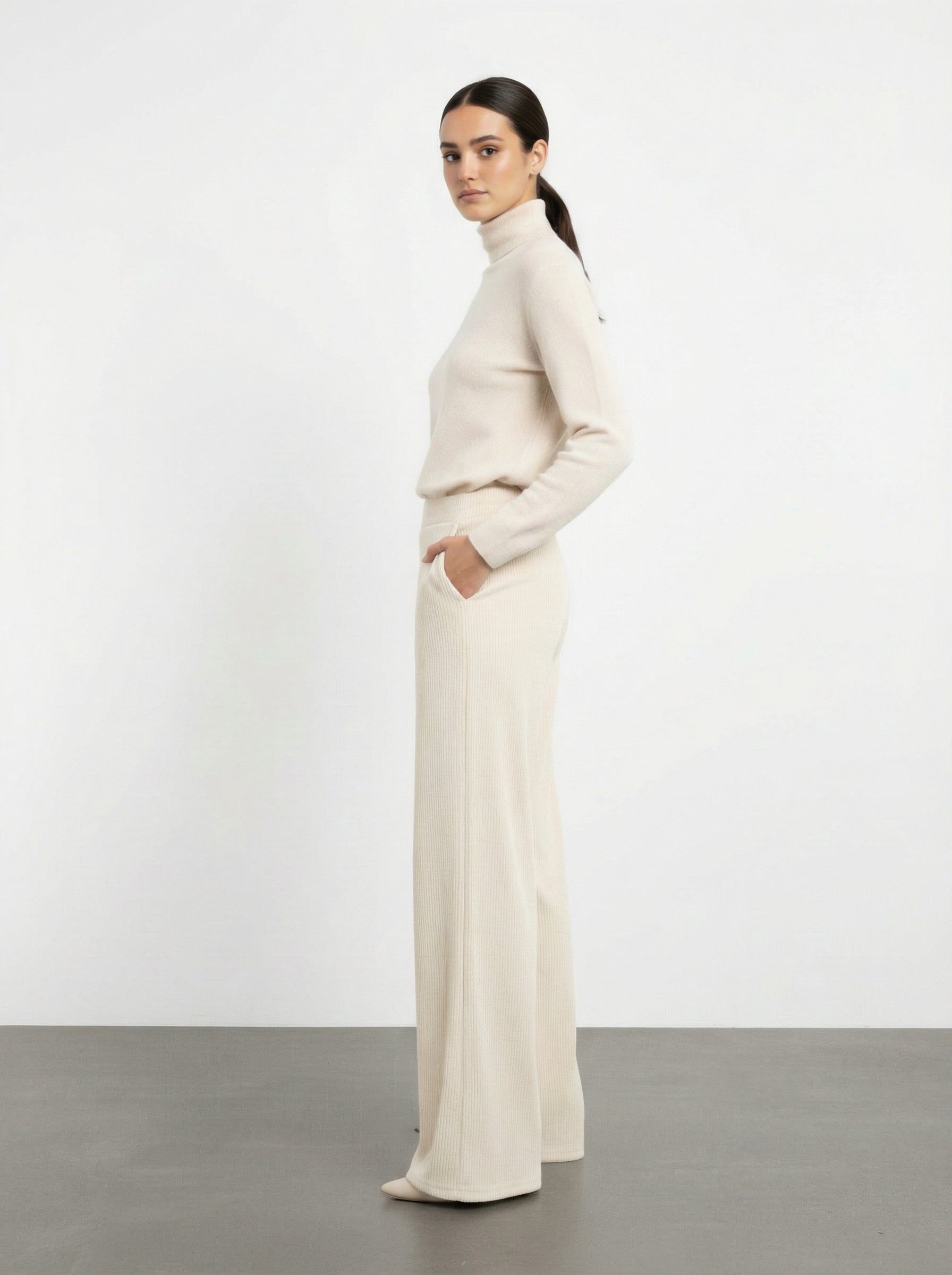 Pantalone ampio in velluto