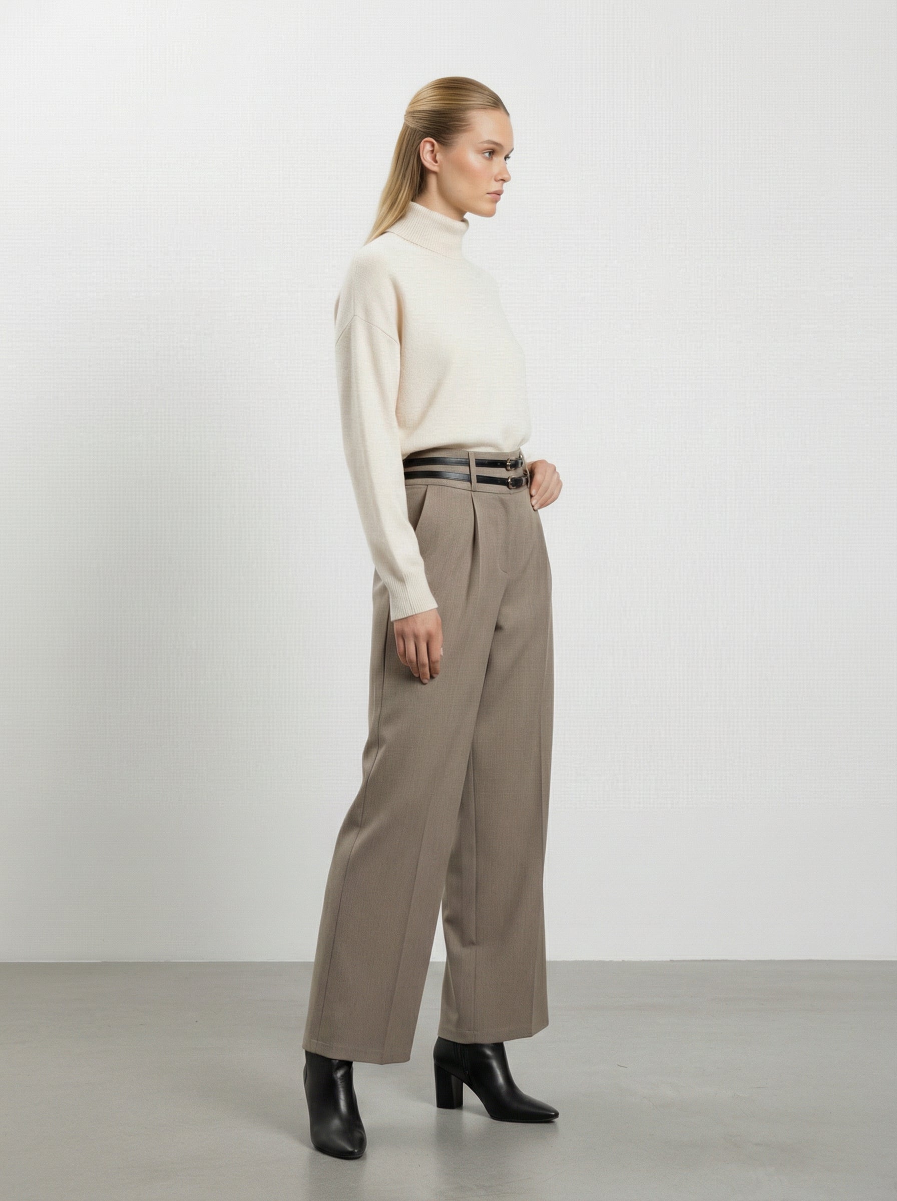 Pantalone a palazzo elegante