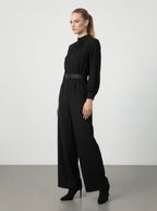 Tuta con pantalone ampio